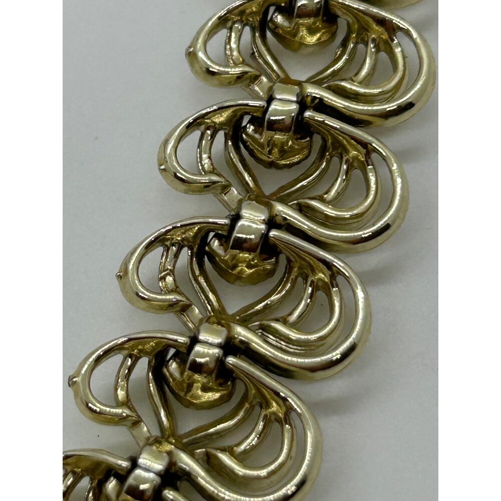 Vintage Coro Gold-Tone Necklace & Matching Unsigned Clip-On Earrings Set - Picture 5 of 15